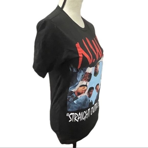 N.W.A. Straight Outta Compton T-Shirt NWOT - Picture 2 of 8